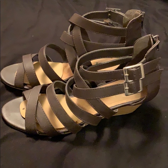 Wedge sandals - Picture 3 of 3
